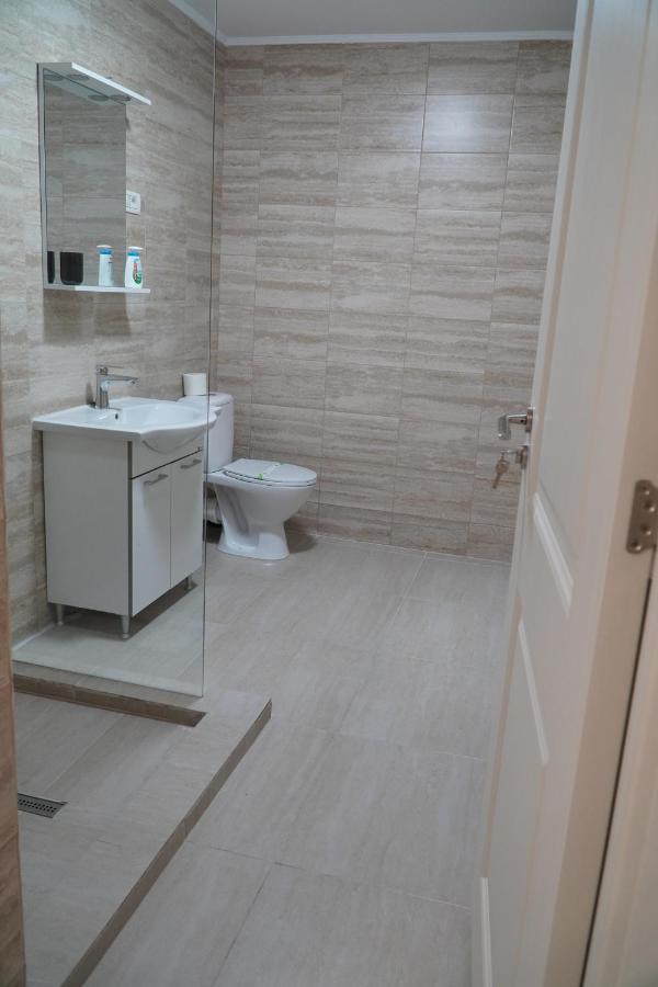Vila Exclusive Targu Jiu Luaran gambar